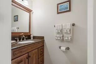 96 Atlantic Ave, Boothbay Harbor, ME 04538 - Photo 26