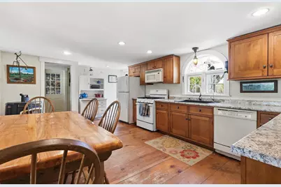 279 Merchants Row, Lebanon, ME 04027 - Photo 4