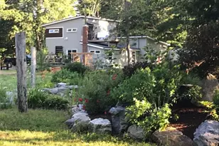 15 Dolloff Dr, Brunswick, ME 04011 - Photo 1