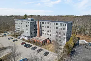 18 Park St, Saco, ME 04072 - Photo 2