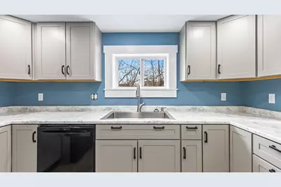 61 Elm Street, Newport, ME 04953 - Photo 10