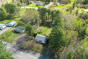16 Claire St, Augusta, ME 04330 - Photo 2