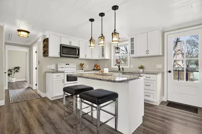 69 Summer Street, Yarmouth, ME 04096 - Photo 4