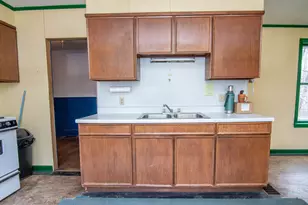 27 Reservoir Ave, Lewiston, ME 04240 - Photo 16