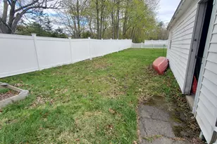 84 14th St, Bangor, ME 04401 - Photo 6