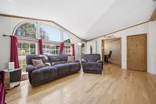 61 Larry Ln, Brunswick, ME 04011 - Photo 8