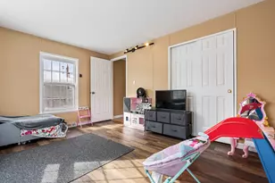 19 Winn St, Lewiston, ME 04240 - Photo 14