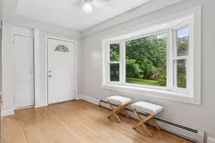 294 Mitchell Rd, Cape Elizabeth, ME 04107 - Photo 4