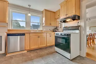 31 Alba St, Portland, ME 04103 - Photo 4