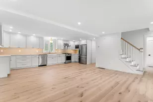 256 Berwick Rd, Ogunquit, ME 03907 - Photo 6