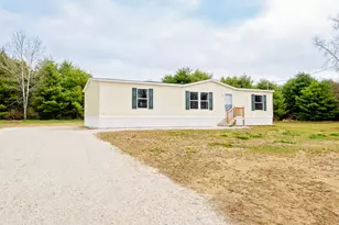119 Rosewood Dr, Farmington, ME 04938 - Photo 4