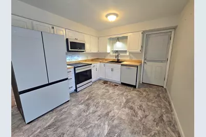 20 Ruth Avenue, Hampden, ME 04444 - Photo 12