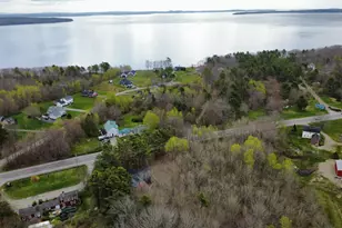187 W Main St, Searsport, ME 04974 - Photo 30