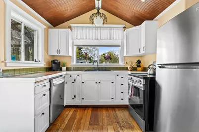 17 Elizabeth Street, Portland, ME 04108 - Photo 12