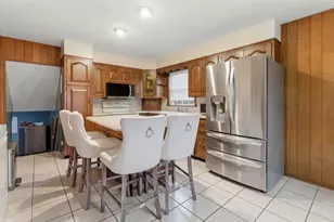 37 Stevens St, Lewiston, ME 04240 - Photo 12