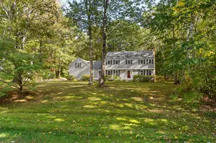98 Harborview Dr, Yarmouth, ME 04096 - Photo 2