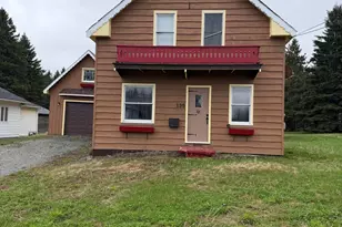 135 State St, Van Buren, ME 04785 - Photo 2