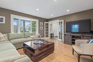 20 Ledgewood Dr, Portland, ME 04105 - Photo 8