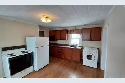 3 Pleasant Street #3, Fairfield, ME 04937 - Photo 8