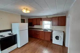 3 Pleasant St, Fairfield, ME 04937 - Photo 8