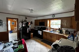 21 South St, Skowhegan, ME 04976 - Photo 10