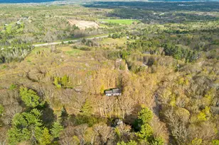 183 Mountain Rd, Falmouth, ME 04105 - Photo 2