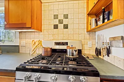183 Mountain Road, Falmouth, ME 04105 - Photo 10