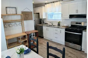 39 Candy Ln, Brunswick, ME 04011 - Photo 8
