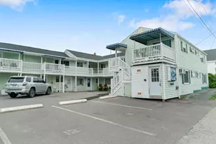 7 Bay Ave, Old Orchard Beach, ME 04064 - Photo 22