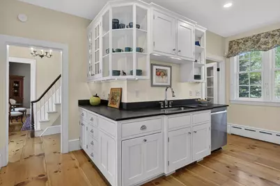109 Main Street, Yarmouth, ME 04096 - Photo 10