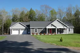 51 Keenan Dr, Sidney, ME 04330 - Photo 2