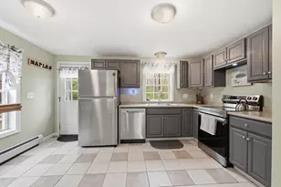 14 Wipple Tree Ln, Naples, ME 04055 - Photo 8