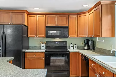 37 Shelby Lane, South Portland, ME 04106 - Photo 10