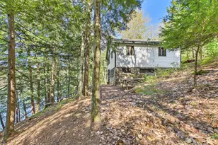 587 Scenic Dr E, Manchester, ME 04351 - Photo 2