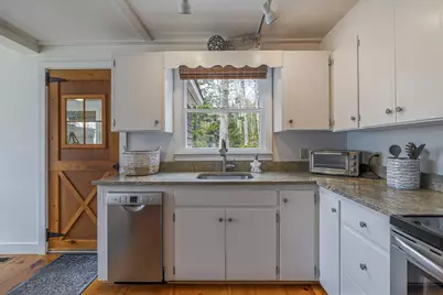 41 Sunset Road, Brooksville, ME 04617 - Photo 8
