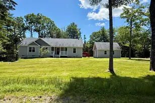 25 Kennel Brk Dr, Lamoine, ME 04605 - Photo 2