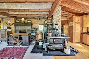 890 Salem Rd, Freeman Twp, ME 04983 - Photo 10