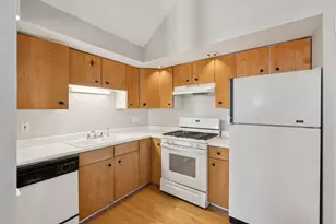 11 Parris St, Portland, ME 04101 - Photo 10