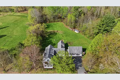 560 W Auburn Road, Auburn, ME 04210 - Photo 4