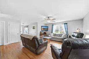 67 Whipple Rd, Kittery, ME 03904 - Photo 16