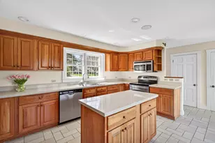 154 Chestnut St, Camden, ME 04843 - Photo 26
