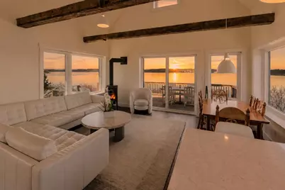 77 Johnson Street, Lubec, ME 04652 - Photo 10
