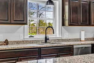200 Klatte Rd, Hermon, ME 04401 - Photo 10