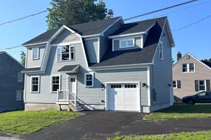 18 Green St, Westbrook, ME 04092 - Photo 4