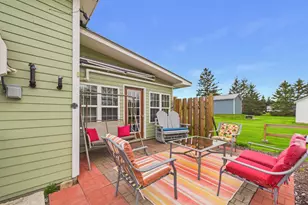 186 Champlain St, Van Buren, ME 04785 - Photo 4