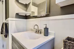 451 Summit St, Portland, ME 04103 - Photo 10