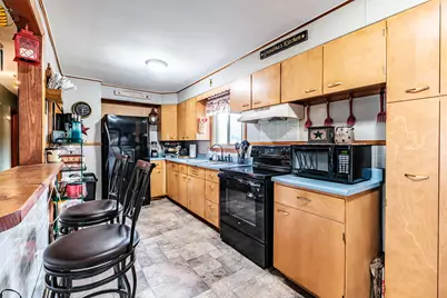 313 Knox Street, Rumford, ME 04276 - Photo 10