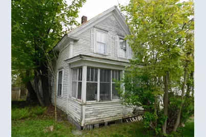 25 Leavitt Street, Skowhegan, ME 04976 - Photo 2
