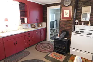 25 Leavitt St, Skowhegan, ME 04976 - Photo 6