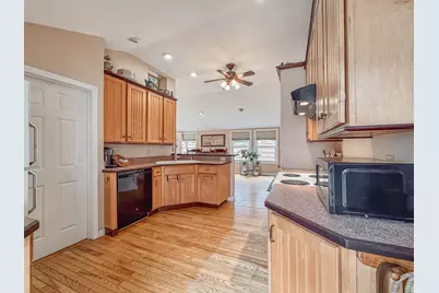71 Willard Street, South Portland, ME 04106 - Photo 30
